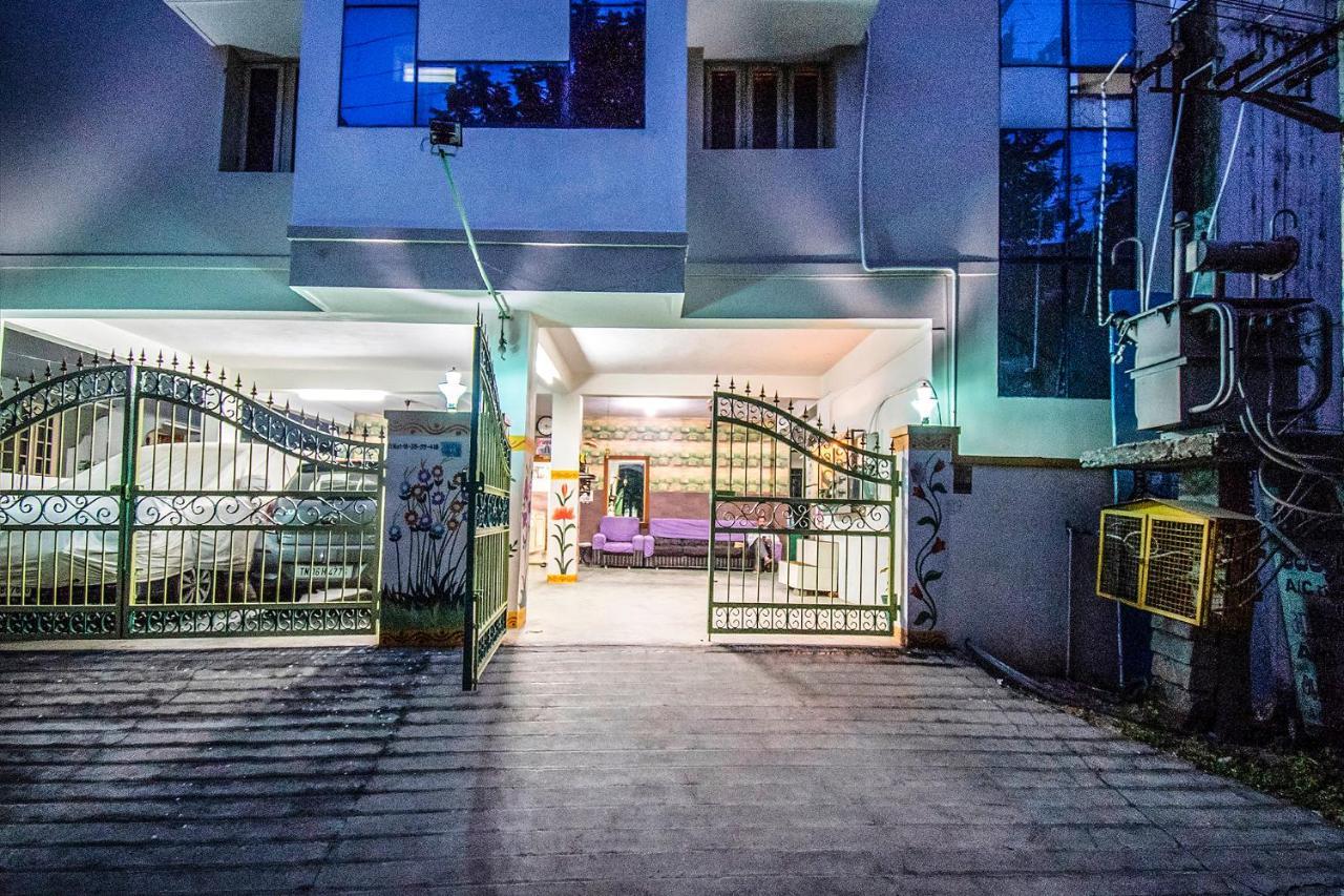 Fabhotel Aditya Yatri Nivas - Nr Tirupati Railway Station المظهر الخارجي الصورة